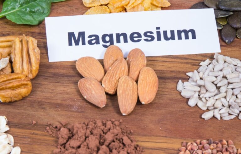 Magnesium und Sport: Warum der Mineralstoff für Muskeln und Energie entscheidend ist
